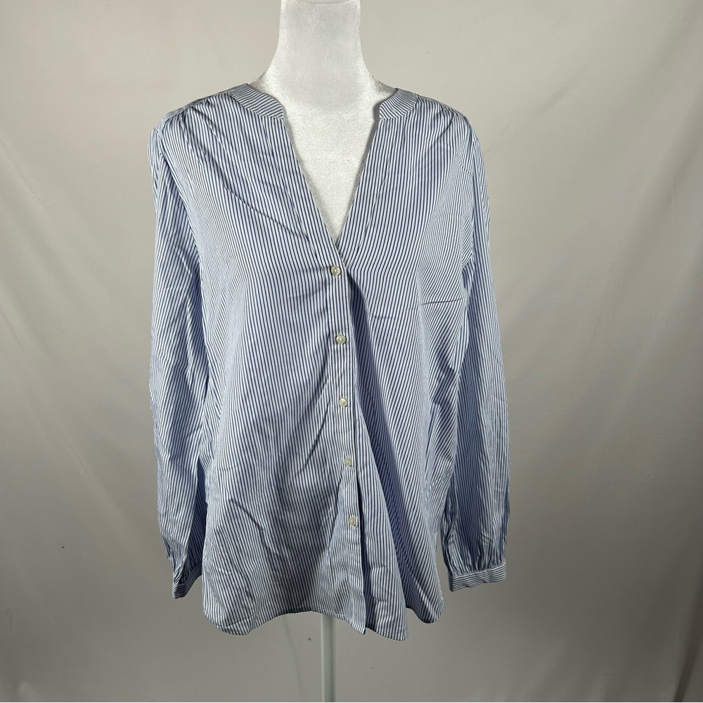 Ann Taylor White Blue Pin Striped Long Sleeve Button Down Top